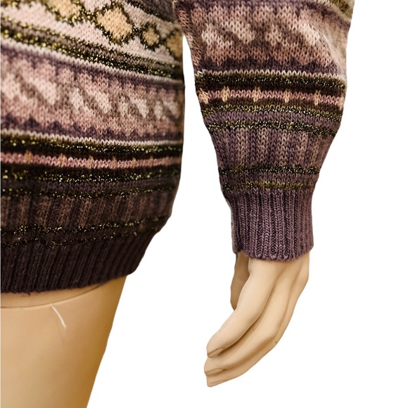 Vintage Man Striped Round Neck Sweater Size M Long Sleeves gold threads - Picture 6 of 9